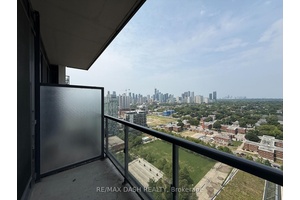 Beautiful Studio Unit In Regent Park, One Park Place.