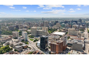 LOCATION, LUXURY, AMENITIES AND TREMENDOUS VALUE !