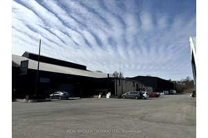 23, 881SF of premium industrial warehouse space available in Hamiltons Strathcona district, situated just minutes from Hwy403 and QEW for seamless regional connectivity.