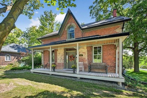 Welcome to 2717 County Rd 2, Otonabee South Monaghan, located in the desirable community of Mathers Corners just 10 minutes east of Peterborough and 5 minutes west of Keene.