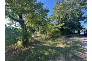 Prime development opportunity on an irregular 3, 700 sq.
