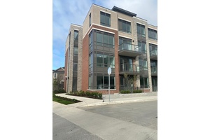 Beautiful Sun Filled 1 Bedroom Suite In High Demand Area Of Brampton Bordering Vaughan With 1 Underground Parking and 1 Locker Included.