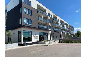 Fabulous 2 Bedroom Penthouse at The Arbors in Aurora.