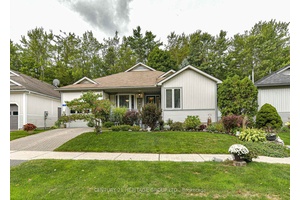 Welcome To 43 Pineridge Gate In The 55 Community Of Pineridge In Gravenhurst.