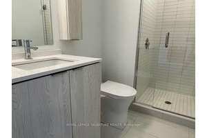 Luxury 1 Den at Artform Condos Your New Home Awaits !