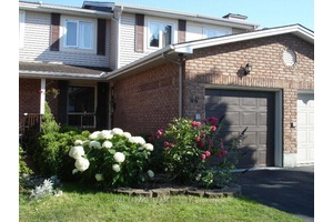This well maintained, spotless, south facing townhome offers 3 bedrooms, 2 full bathrooms, 1 powder room, and an additional half bathroom in the lower level, along with a fenced backyard ...