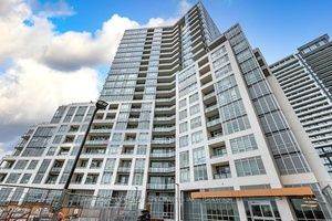 GORGEOUS amp ; FULLY UPGRADED MODERN STYLE TWO BEDROOM WITH 2 FULL WASHROOMS, SPECTACULAR VIEW, LAMINATE FLOORS THROUGHOUT, OPEN CONCEPT LIVING amp ; DINING AREA, UPGRADED KITCHEN WITH, BACKSPLASH amp ...
