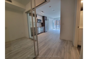 Nestled In The Vibrant Heart Of Toronto, This Luxury 2 Bedrooms, 2 Bathrooms.