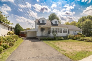 This solid starter home is conveniently located near shopping, restaurants, recreation and parks.