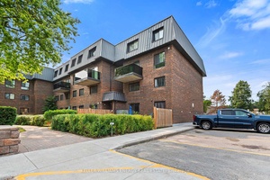 Stylish End Unit Townhome in Prime North Oshawa location.