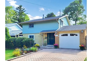 Introducing 102 Botany Hills Rd, a true gem in the heart of Scarborough.