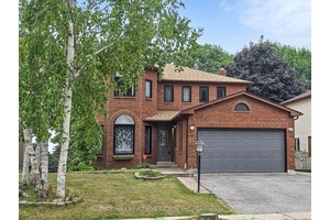 Bright and spacious Main amp ; 2nd flr house in a quiet, family friendly court.