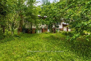 FOR RENT 2700 utilities..