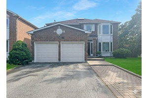 Must See ! Don't miss this opportunity to own a magnificent home in a prime Richmond Hill location.
