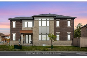 A great opportunity to own this almost brand new, stunning and spacious corner lot having huge Walk Out Basement offers around 4, 000 sq ft of living space.