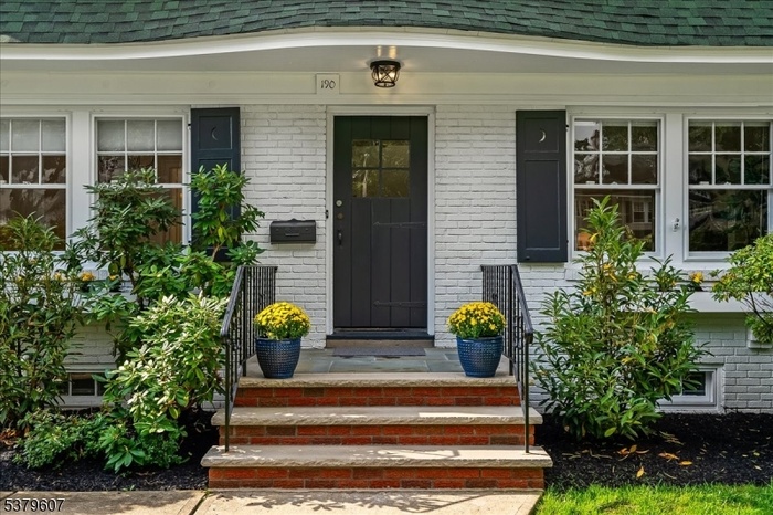 Inviting Entry