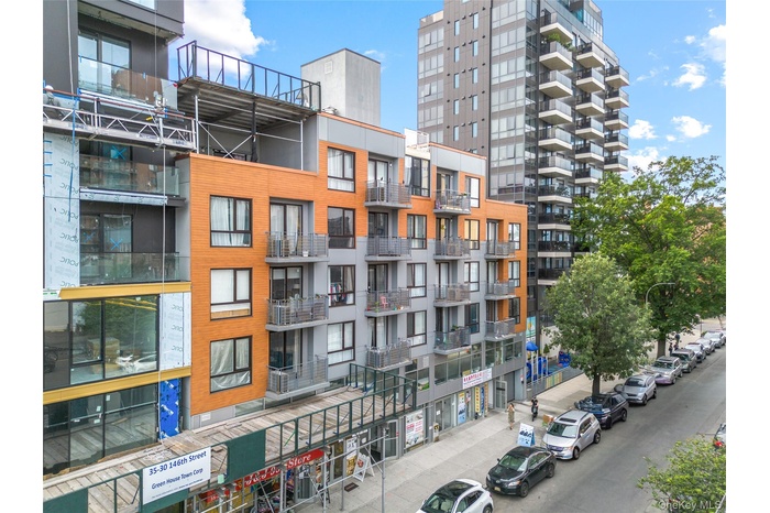 View of apartment building / complex