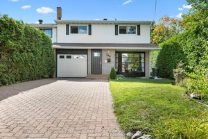 OPEN HOUSE Saturday at 11am 1pm amp ; Sunday at 2pm 4pm !