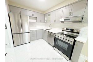 Bright And Spacious 3 Bedroom Den Unit In The Highly Sought After Agincourt Area !