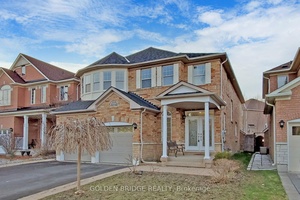 High demand location ! Immaculate 9'Ceiling On Main Flr 5 Bedrooms Finished basement with bedroom Detached House In Quite Neighbourhood !