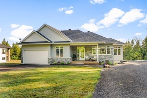 Located in the desirable community of Calabogie, just steps from the Calabogie Highlands Golf Course and a short drive to the Calabogie Motorsports Park, this home is a car enthusiast's ...