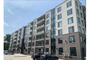 Price Improvement ! Welcome to this 2 bedroom, 2 bathroom condo located in the city of Waterloo which offers modern and luxurious living space perfect for those seeking comfort amp ...