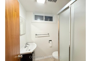 Modern Bungalow Perfect for Any Family.