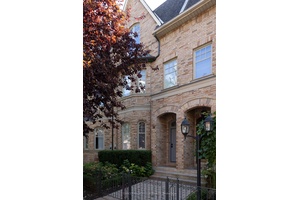 Welcome to 33 Webster Avenue.