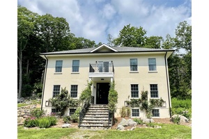 Modern Farmhouse recently built by a local craftsman.
