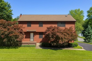 Check this out ! ! Are you looking high n low for that exclusive HOME ?