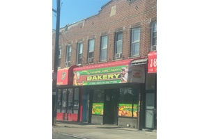 Excellent investment opportunity in Richmond Hill, with huge store front, full finish basement, and 2 apartments on the 2nd floor.