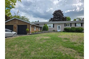 Well maintained Bungalow with 4 main floor bedrooms.