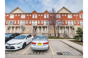 Renovated with new flooring, pot lights, kitchen counter top, freshly painted town house with beautiful 2 bed 2.