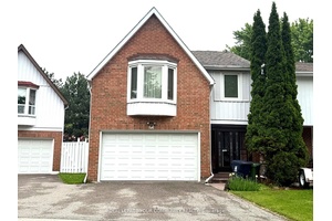 Well Maintained Double Garage Detached Home in Demanding Location.