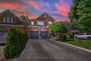 Welcome to this stunning Hampshire Model 4 bedroom home, nestled in a highly sought after, family friendly neighborhood.