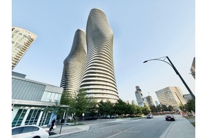 Indulge in Iconic Living at the 'Marilyn Monroe' Tower !