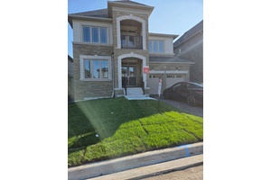 Located In A Family Friendly Neighbourhoods.