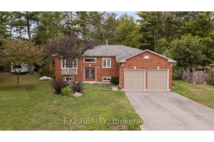 Welcome to 9 Birdie Court, Wasaga Beach.