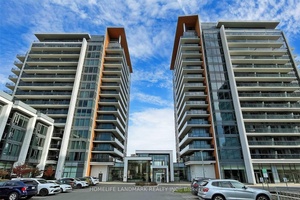 Luxury Grand Palace ! Prime Location In The Heart of Richmond Hill.