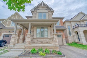 Fabulous amp ; Spacious Family Home Is In A Prime amp ; Established Neighborhood, Gorgeous 4 Bed 4 Bath W 9Ft Ceilings, Home Is Immaculate amp ; Fully Upgraded, Hardwood ...