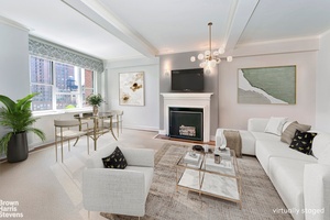 XXXMINT DESIGNERS 1100 DREAM PARK AVENUE 1 BR Sunlight pours into every room of this southern facing turnkey beauty with every detail attended to.