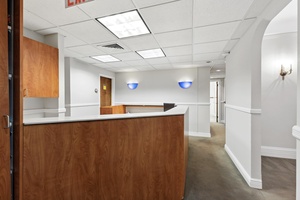 Elegant white glove co op perfect for Residence or Medical Office.