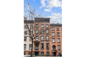 BRING YOUR ARCHITECT. Located just off Park Avenue, in the heart of Murray Hill, do not miss this incredible opportunity to customize your own bespoke full floor home.