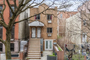 This well maintained 2 family in the heart of Bed.