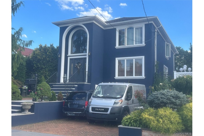 View of front of property with stucco siding