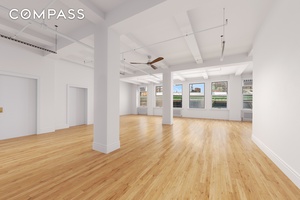 Must see FULL FLOOR White Box loft with a canvas spanning approx.