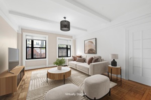 PRIME CENTRAL PARK BLOCK CONVERTIBLE 3 BEDROOM WITH PRE WAR CHARM.