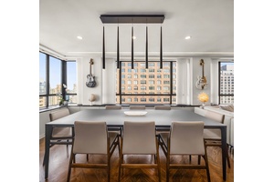 No expense has been spared in this Architectural Digest quality renovation.