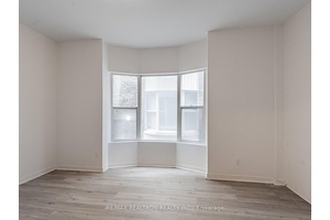 Welcome To This Charming New York Style Boutique Turn Of The Century.