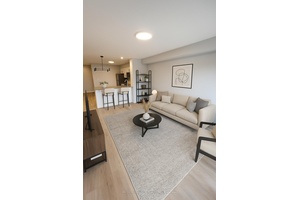 Offering 1 Month Free Welcome to the perfect mix of comfort, style, and convenience in this roomy 1 bedroom condo located right in the heart of Guelph.